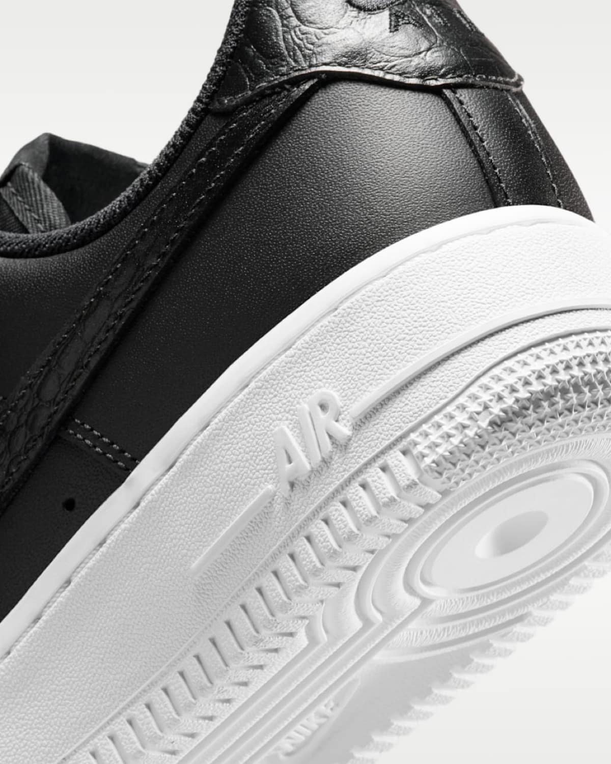 Nike Air Force 1 Low Pebble Croc Swoosh Black IO4837-001 8