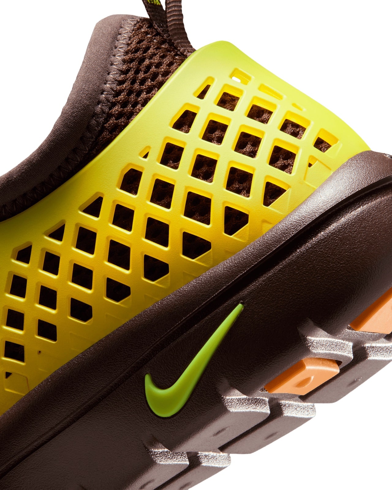 Nike Rejuven8 Run Bright Cactus Bright Ceramic IO9932-200 8