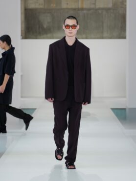 COS Spring Summer 2026 Korea Runway 4