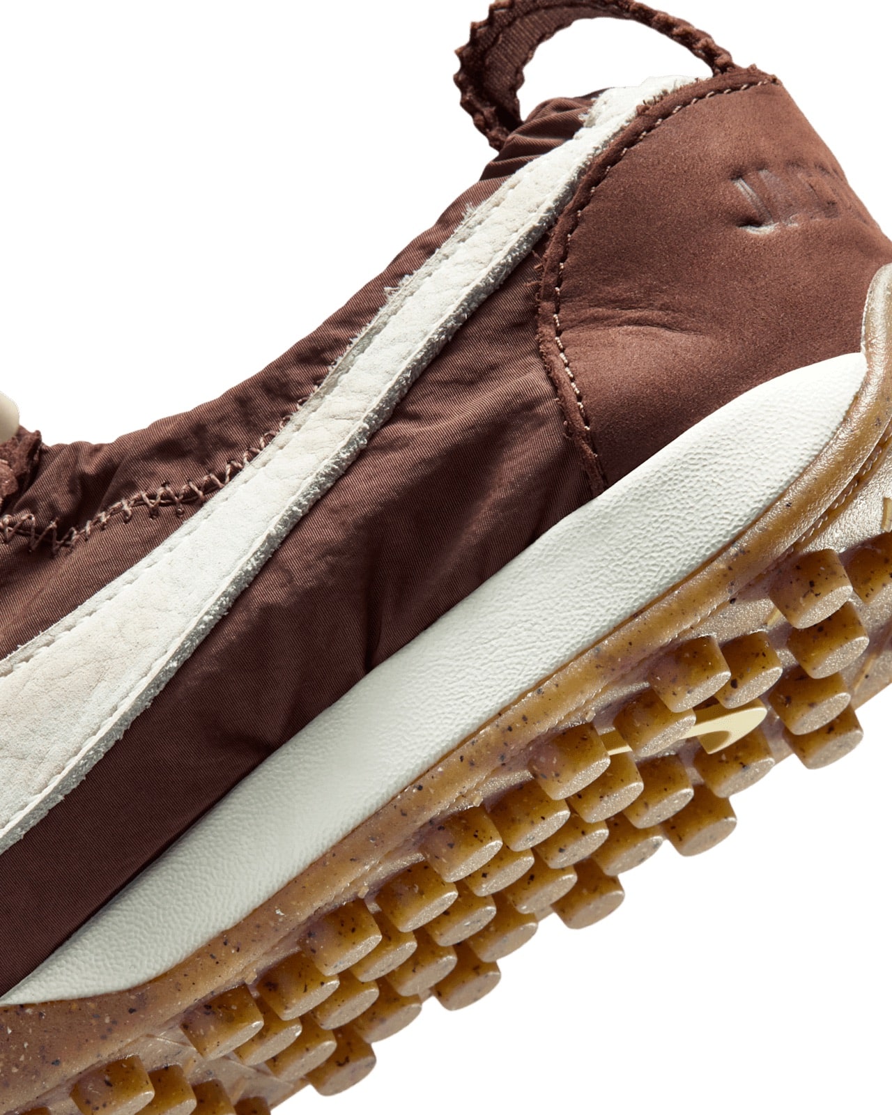 Jacquemus x Nike Moon Shoe Fauna Brown HV8547-200 8