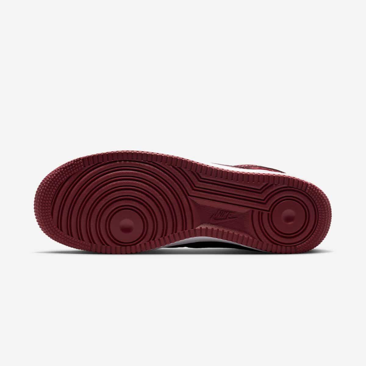 Kobe Bryant x Nike Air Force 1 Low Lower Merion Away IB0018-600 1