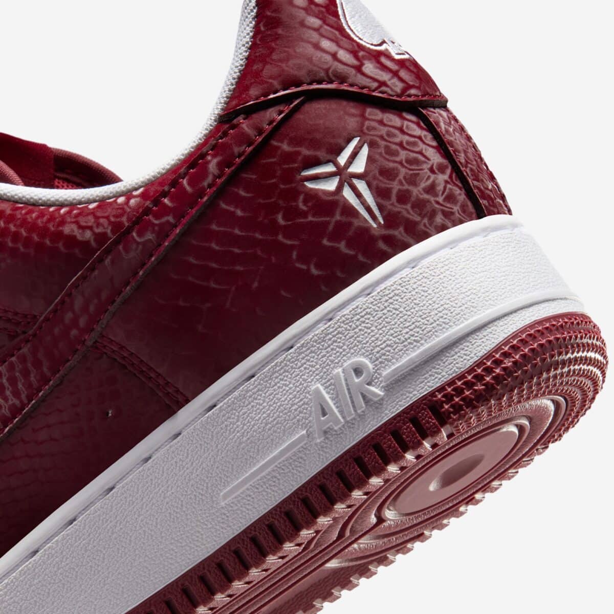Kobe Bryant x Nike Air Force 1 Low Lower Merion Away IB0018-600 9
