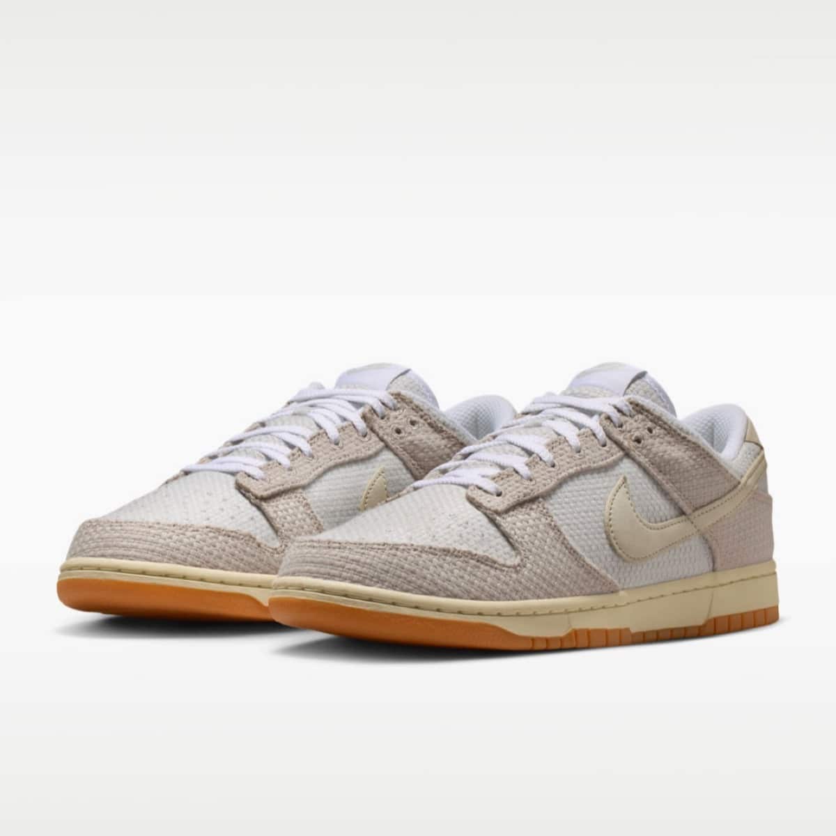 Nike Dunk Low SE Moon Particle Photon Dust II7078-200 4
