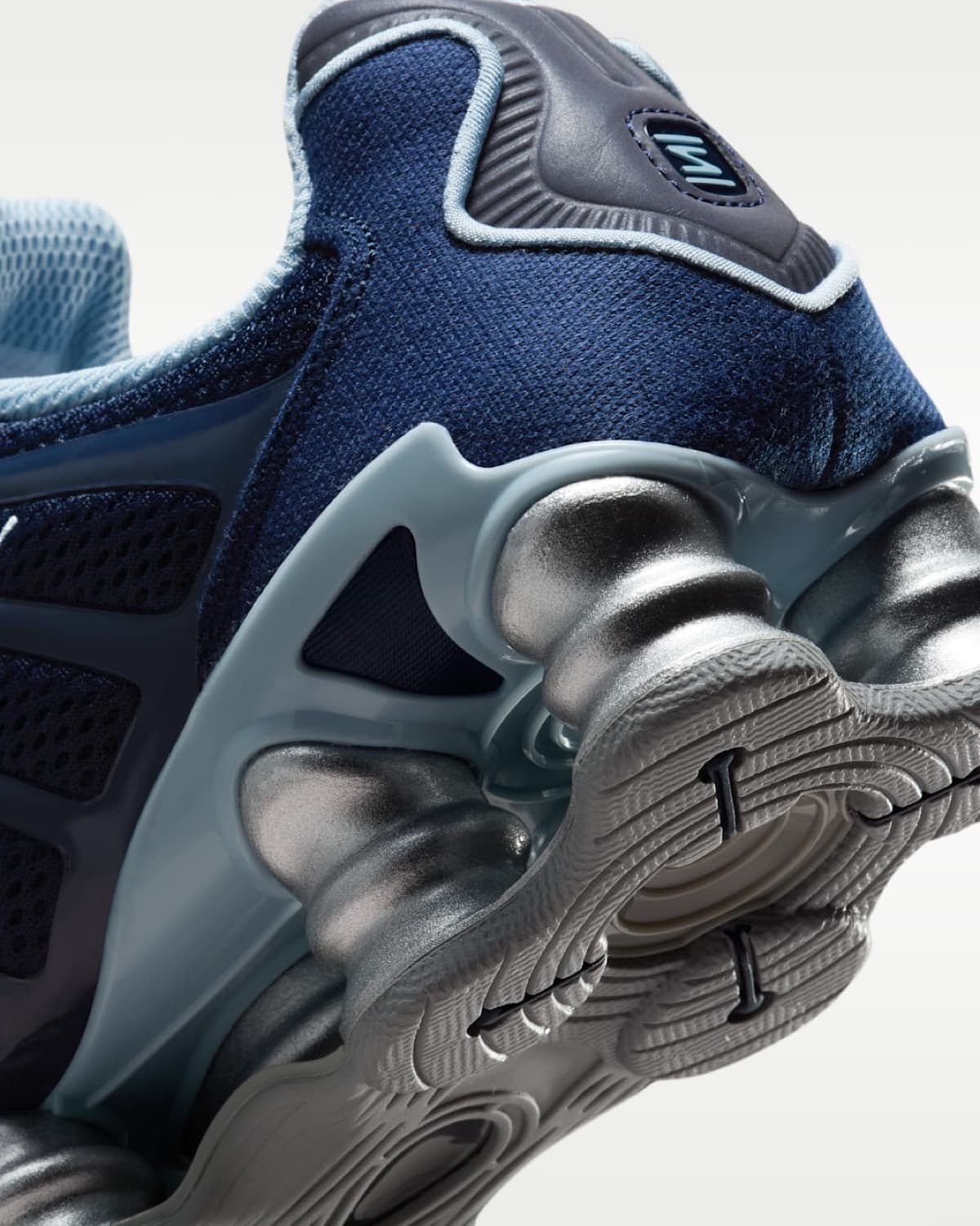 Nike Shox TL Obsidian Metallic Platinum IH4481-400 8