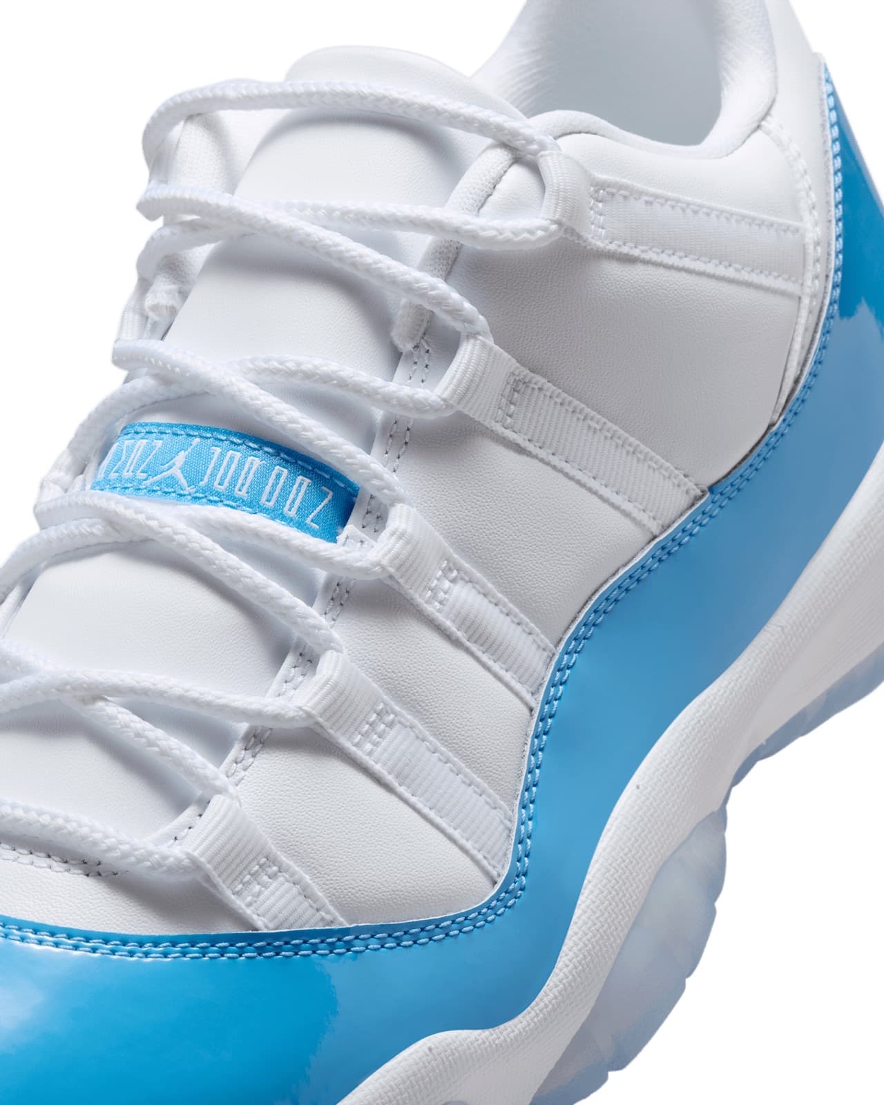 Air Jordan 11 Low University Blue FV5104-100 7