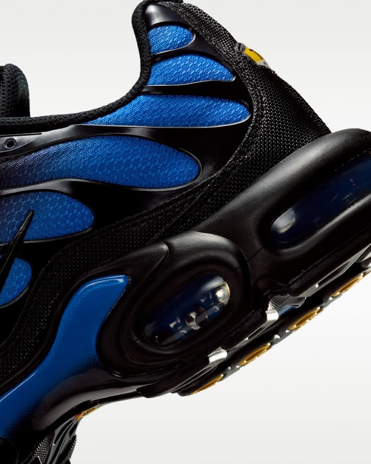 Nike Air Max Plus Black Blue Crystal DM0032-041 8