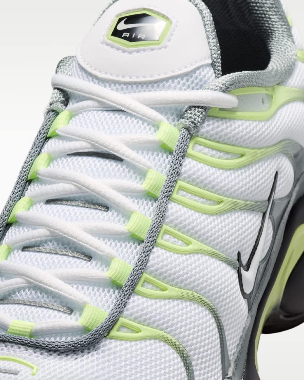 Nike Air Max Plus Light Liquid Lime IR1999-065 7