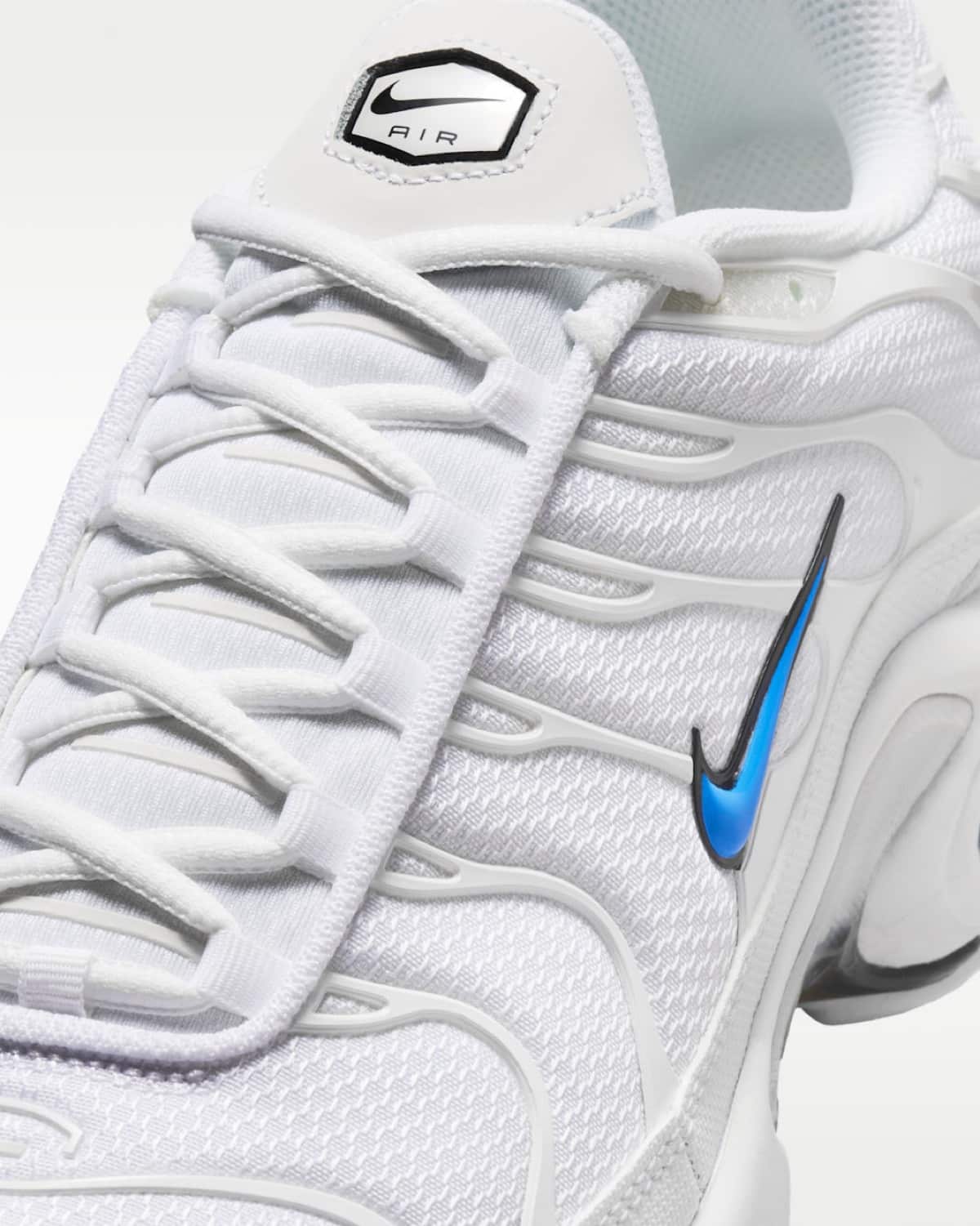 Nike Air Max Plus White Blue Crystal DM0032-109 7
