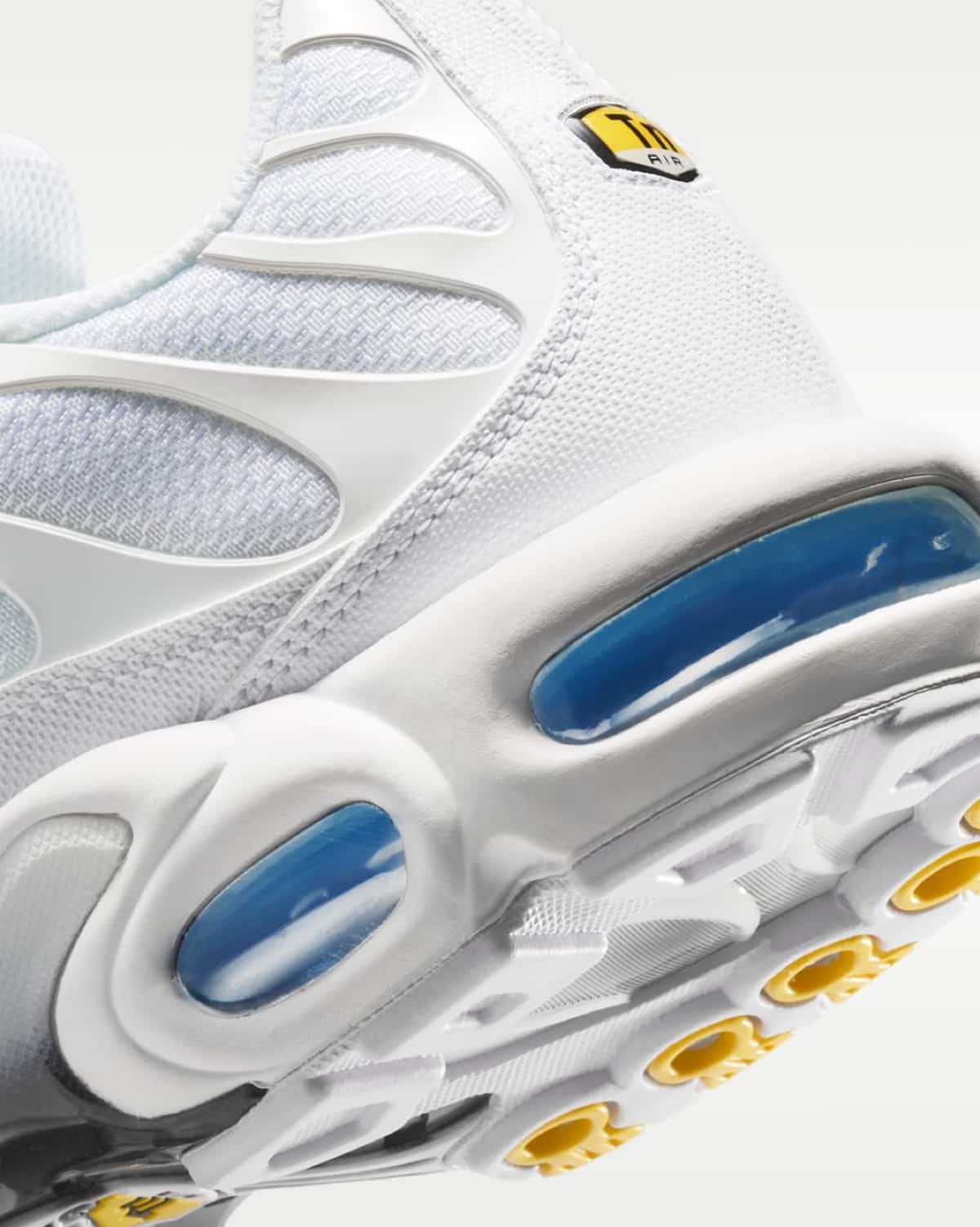 Nike Air Max Plus White Blue Crystal DM0032-109 8