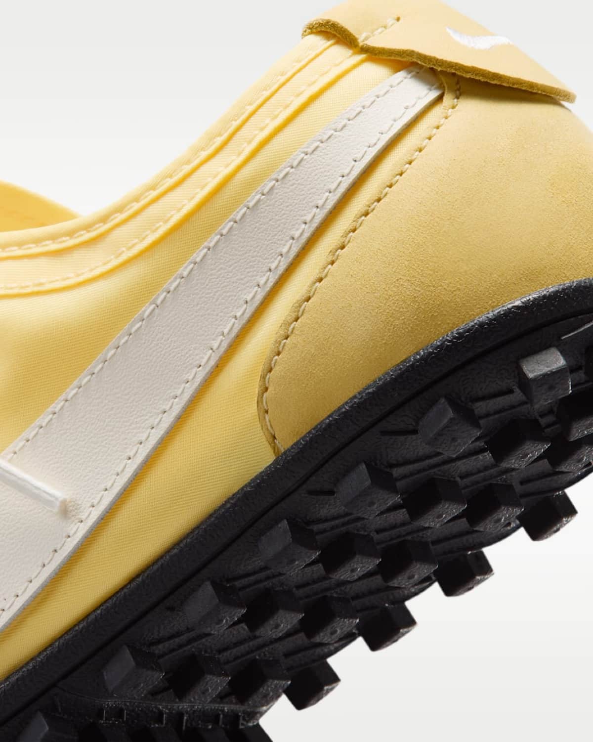 Nike Moon Shoe Soft Yellow IW0955-700 8