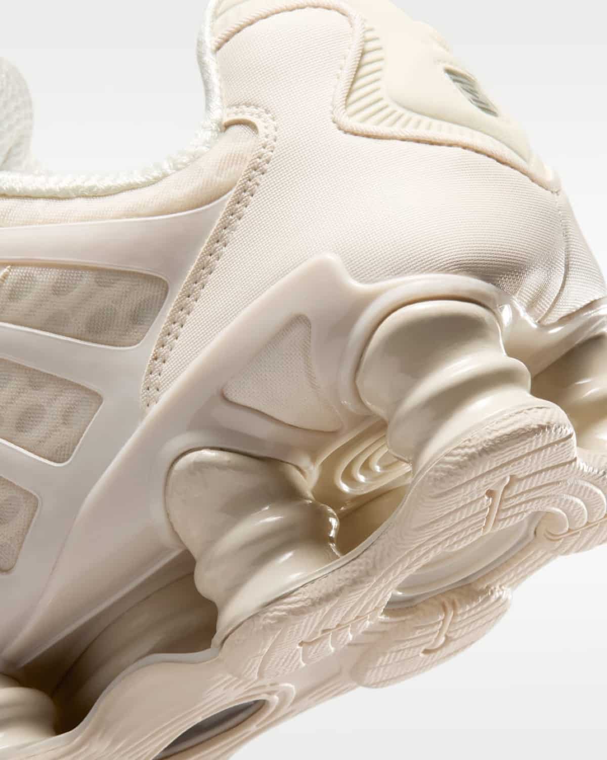 Nike Shox TL Chalk AR3566-107 8