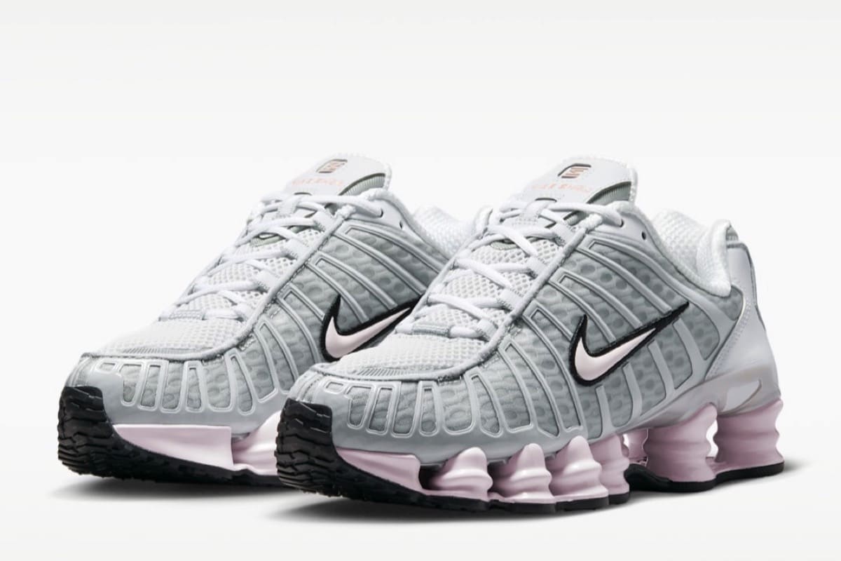 Nike Shox TL „Neutral Grey / Pearl Pink” – mechaniczny klasyk z 2003 roku wraca w nowych barwach