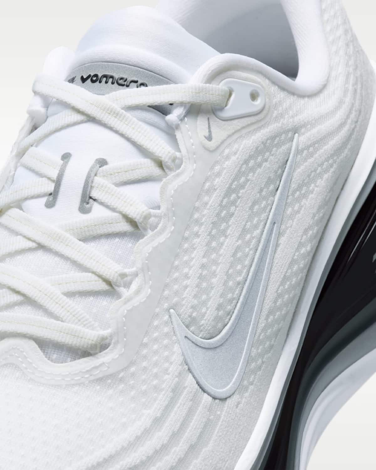 Nike Vomero Plus White Black II7181-102 7