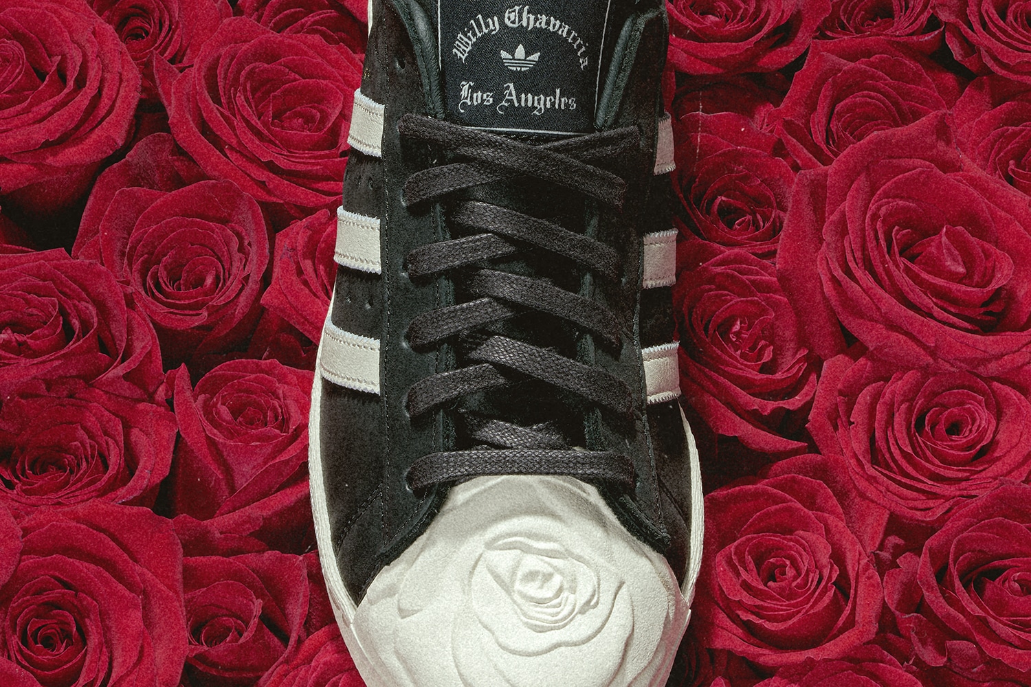Willy Chavarria x adidas Superstar „Core Black” - Rzeźbiona róża 