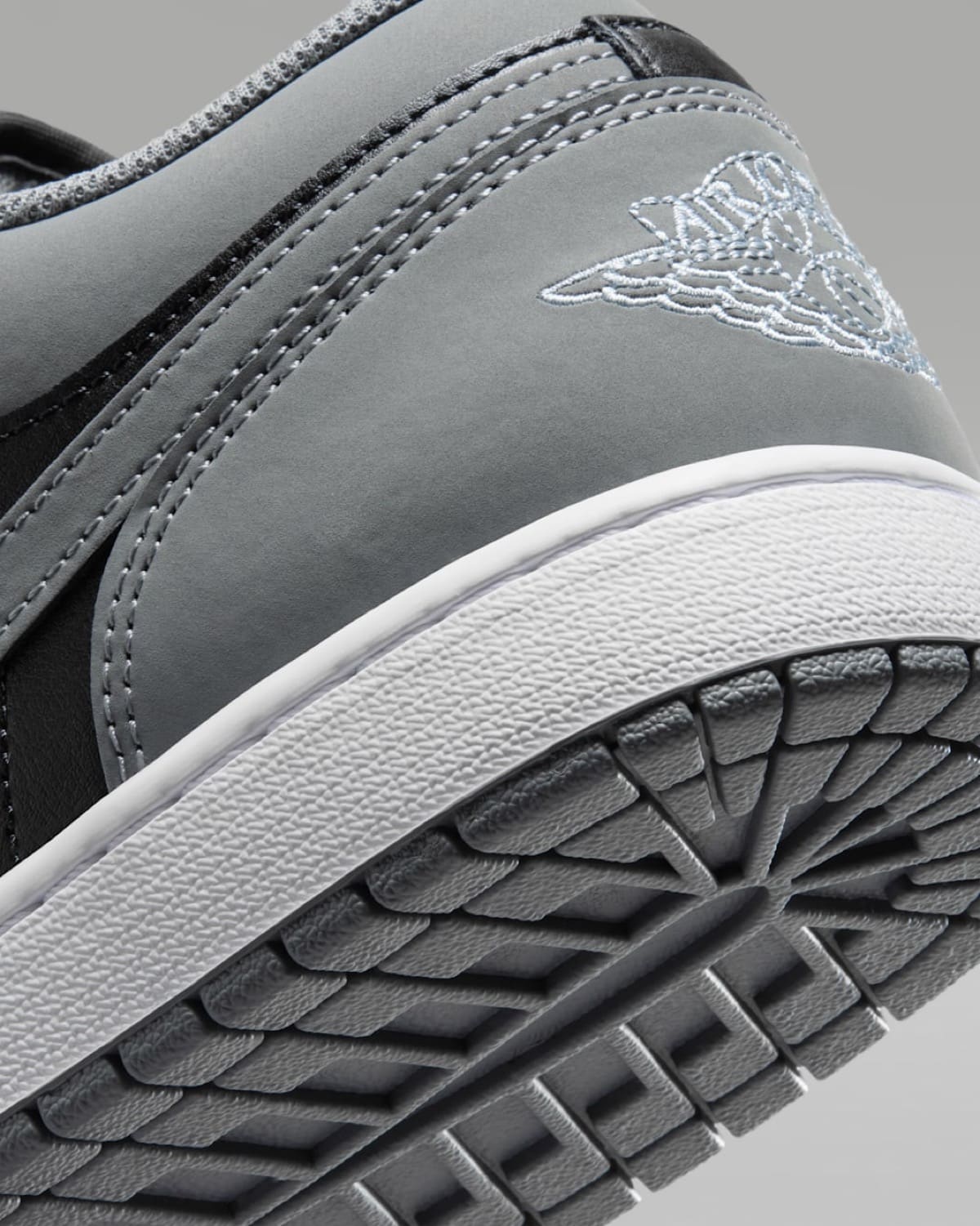 Air Jordan 1 Low Cool Grey Black IU7550-065 8