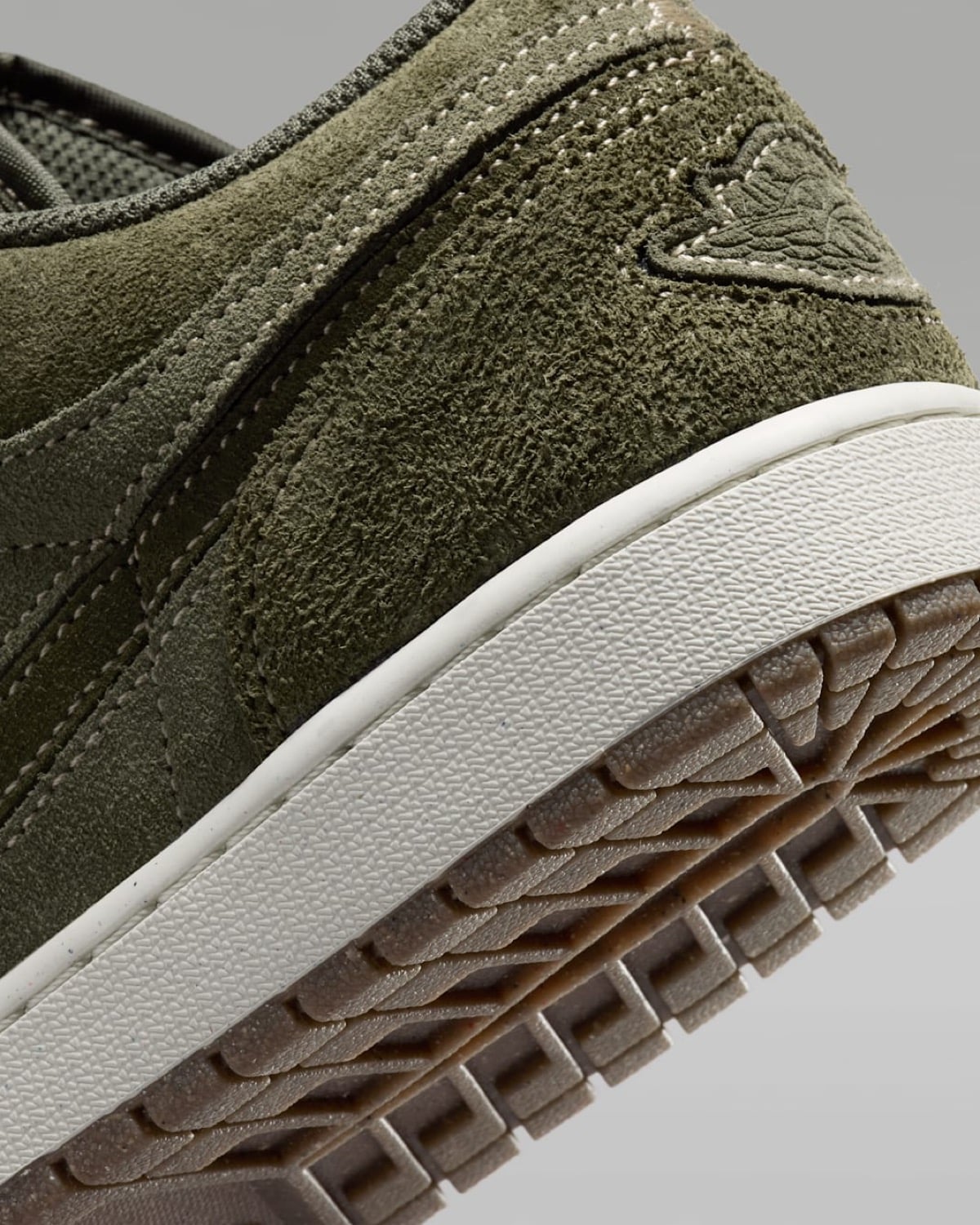 Air Jordan 1 Low SE Craft Cargo Khaki FQ3055-300 8