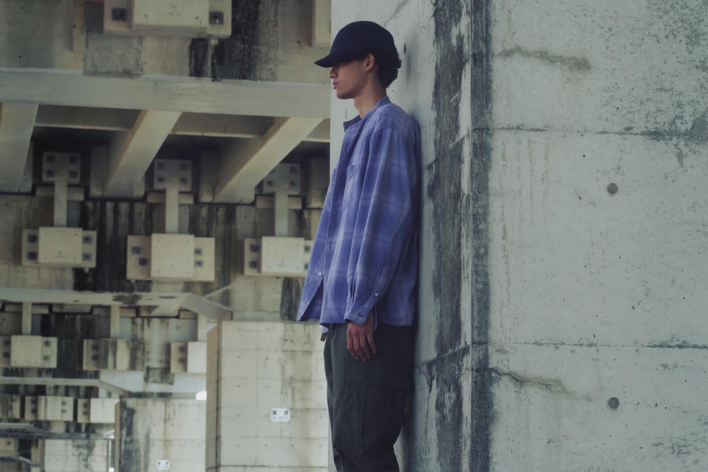 Editorial nonnative „Urban Suburban” – militarne inspiracje w nowoczesnym wydaniu