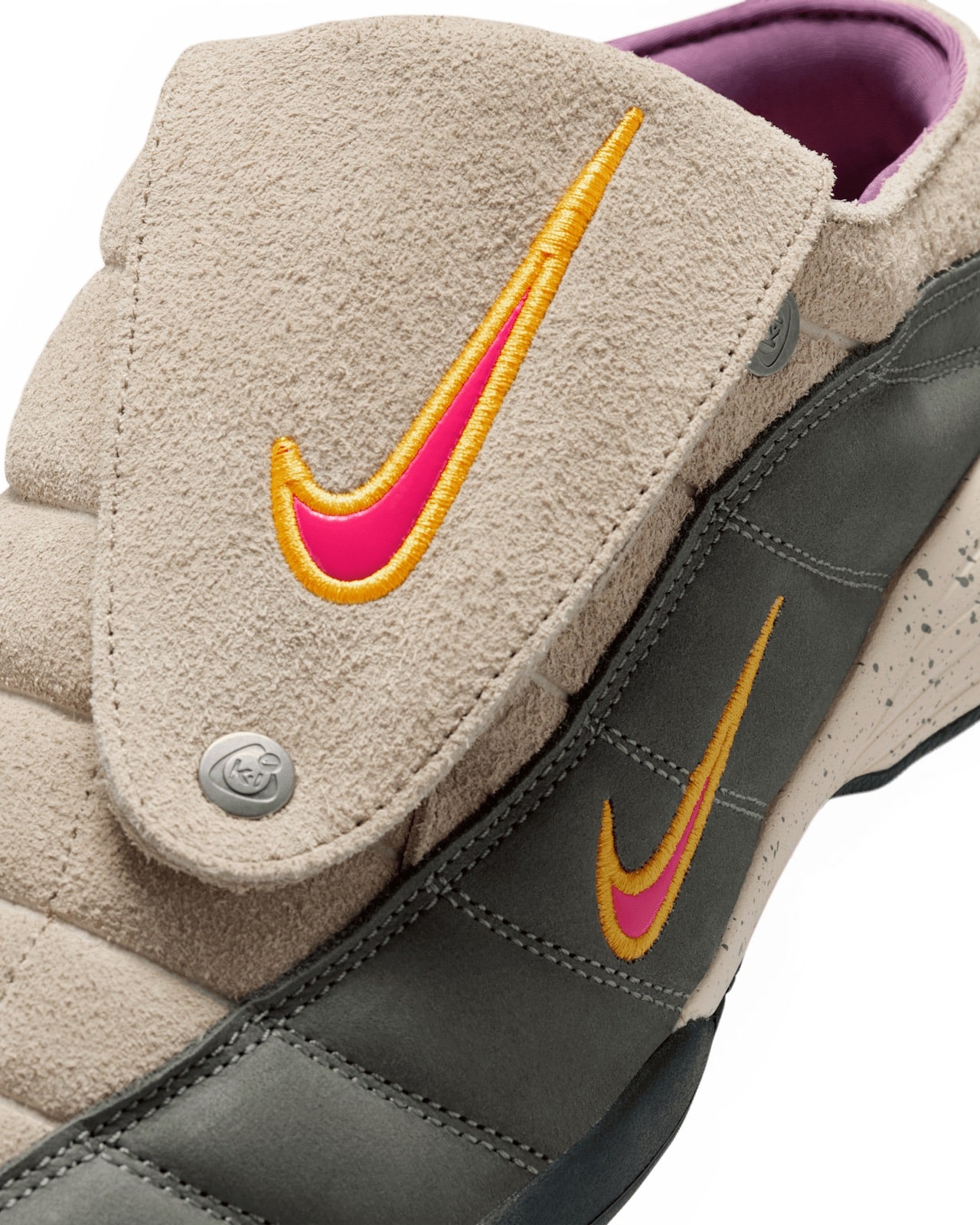 Kids of Immigrants Nike T90 Mule Khaki IH4422-200 7