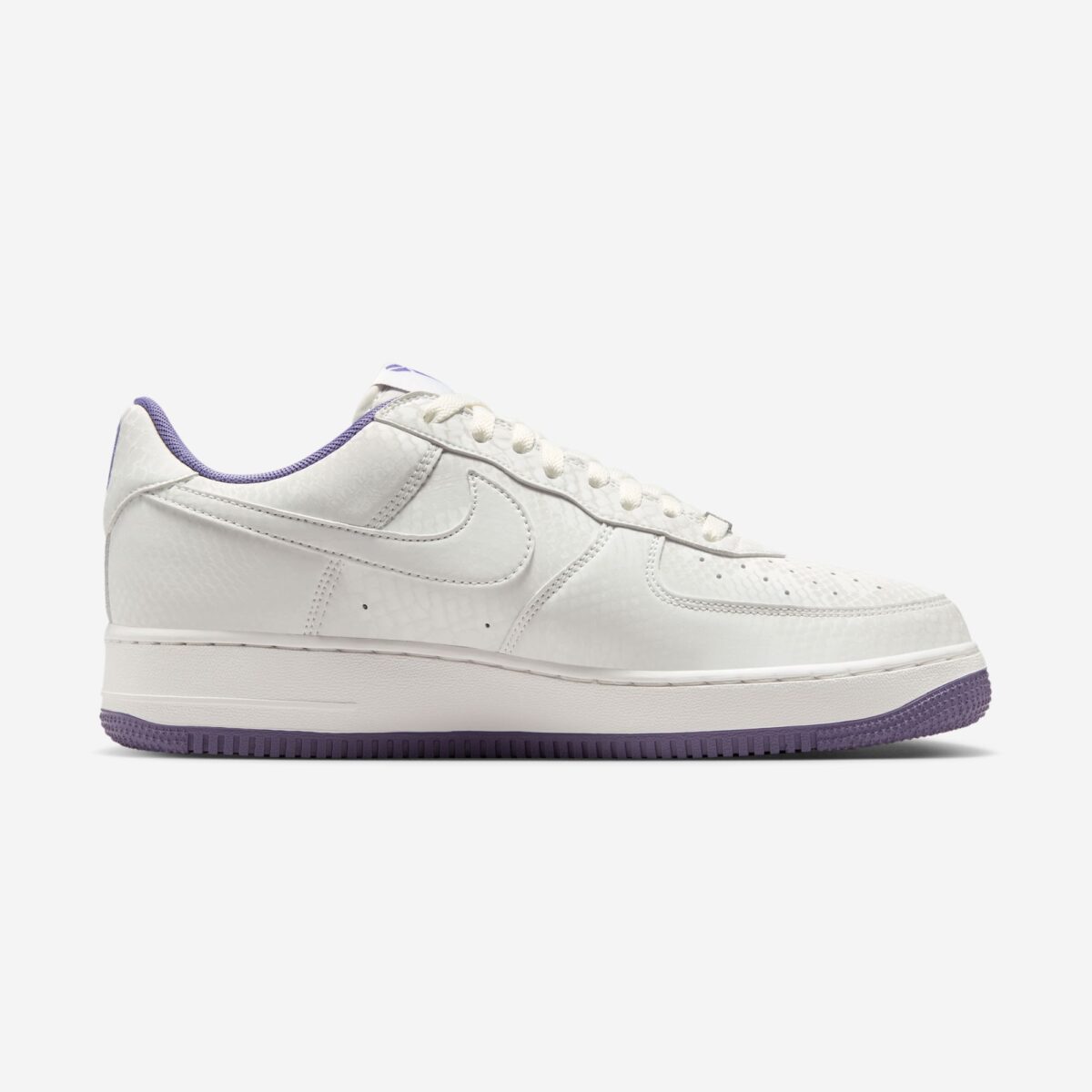 Kobe Bryant x Nike Air Force 1 Low Daybreak IB0018-102 3