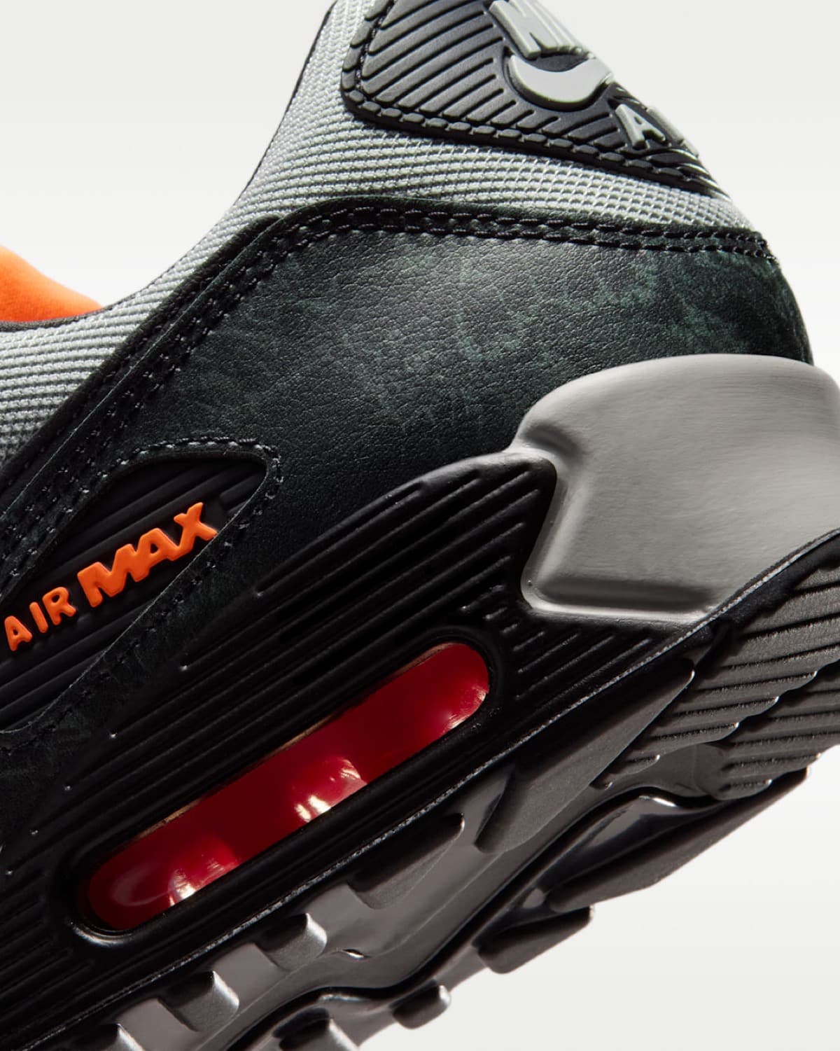 Nike Air Max 90 Hyper Crimson Black IQ0172-900 8