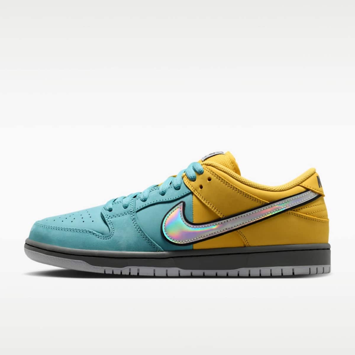 Nike SB Dunk Low Muni Fast Pass IR1888-700 2