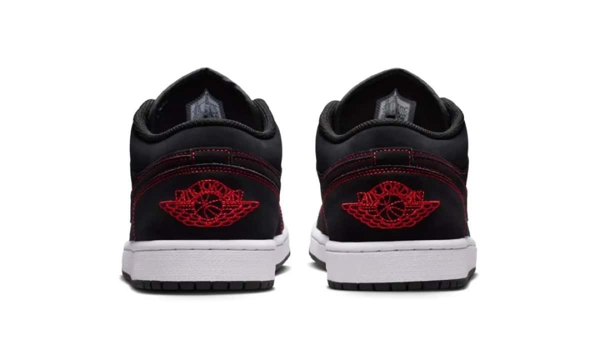 Air Jordan 1 Low Bloodline 553558-076 6