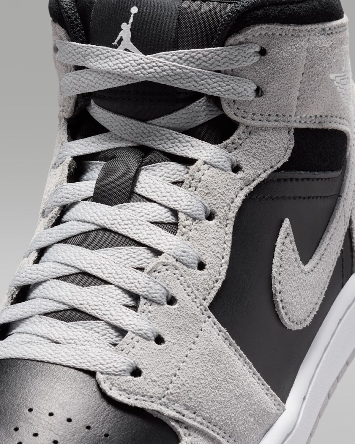 Air Jordan 1 Mid Light Smoke Grey Black DQ8426-008 7