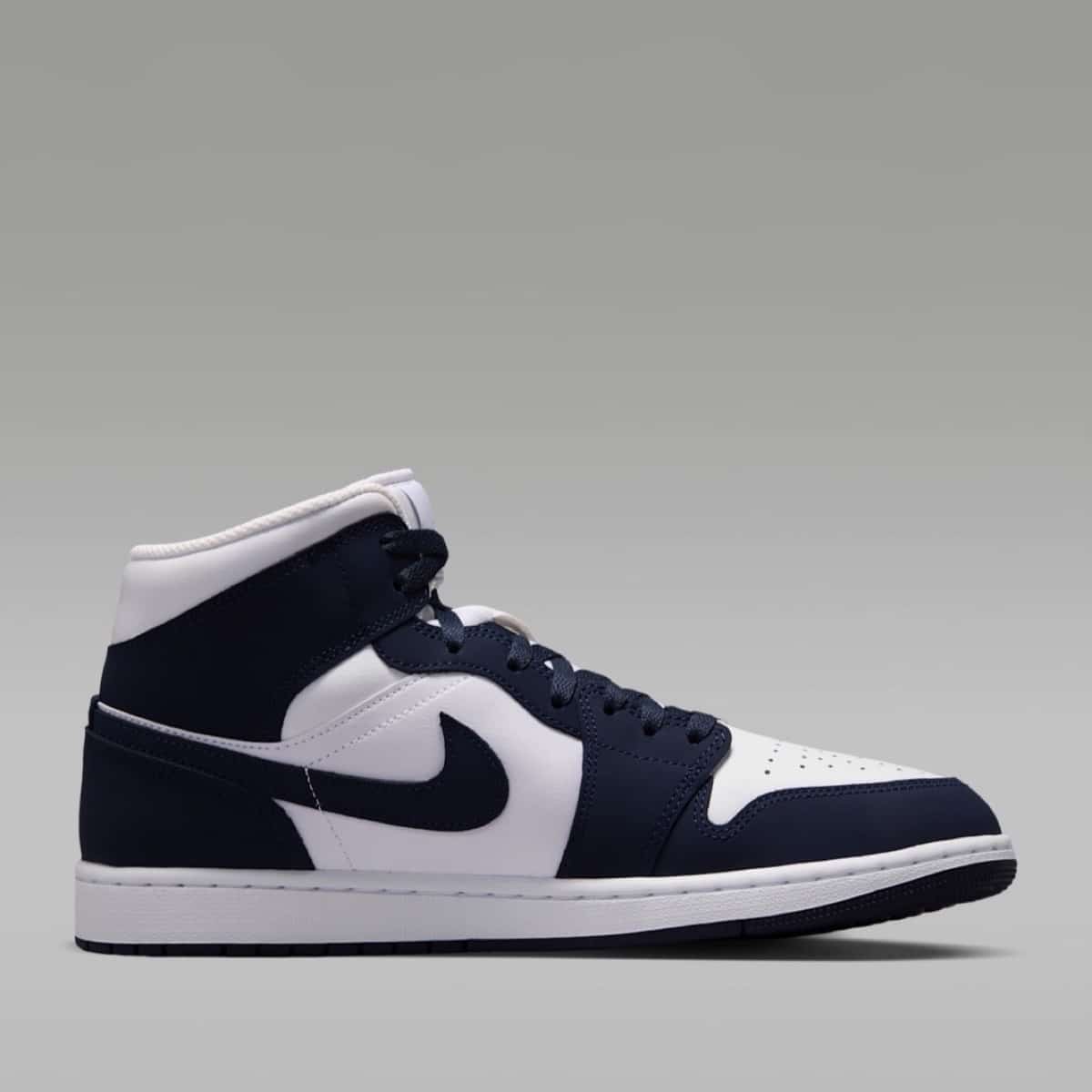 Air Jordan 1 Mid Obsidian White IV6046-400 3