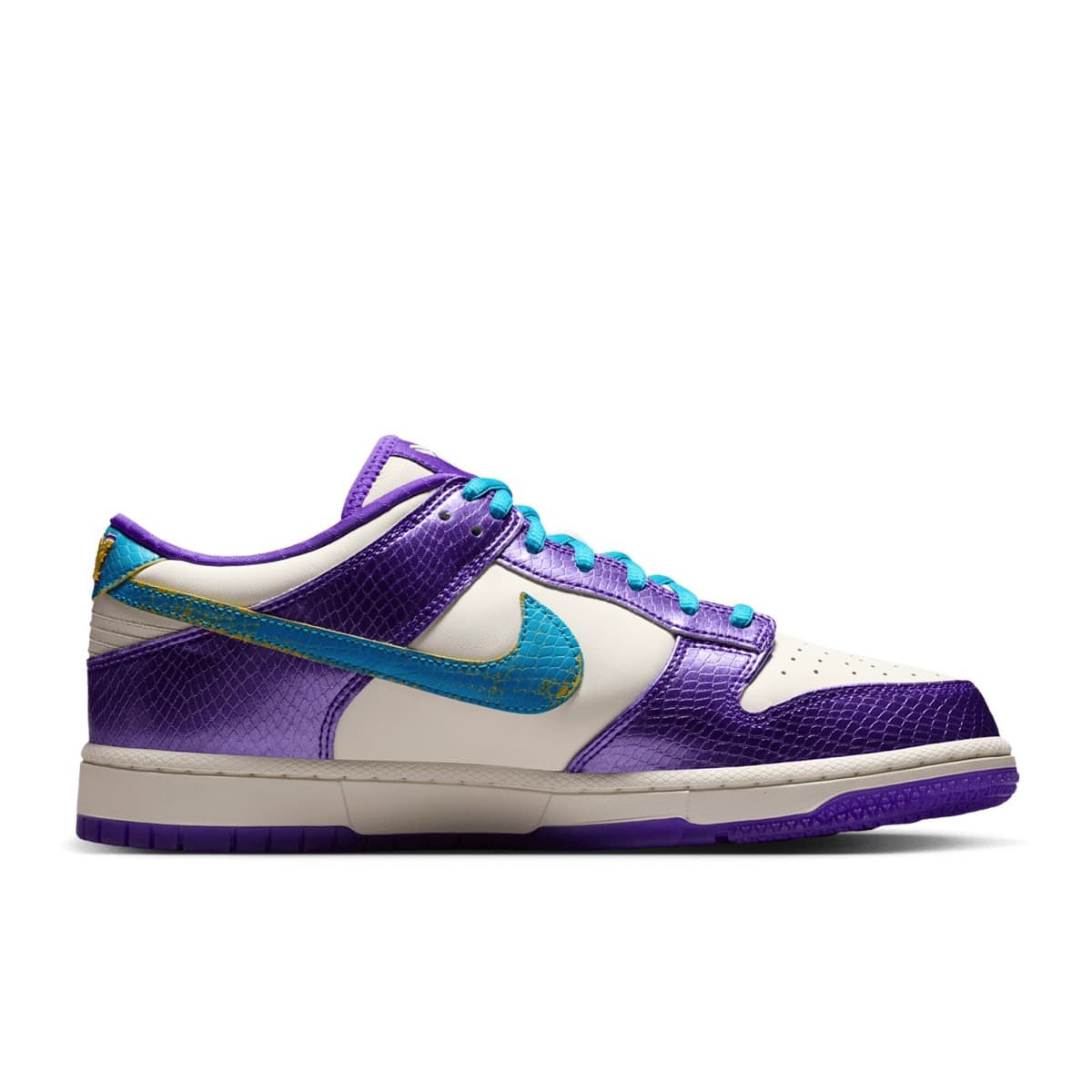 Kobe Bryant x Nike Dunk Low Protro Draft Day IM0586-500 3