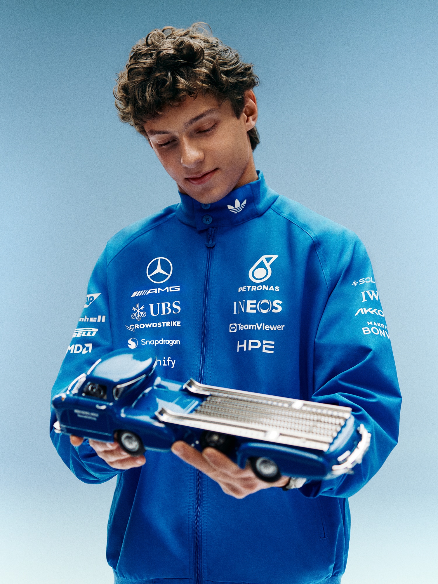 Lookbook adidas x Mercedes-AMG PETRONAS F1 Summer 2026 3