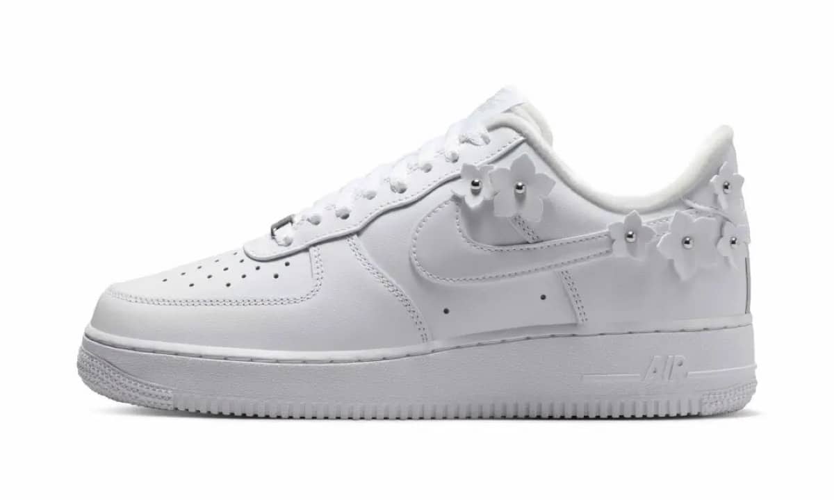 Nike Air Force 1 Low Floral Pack White IR8637-100 2
