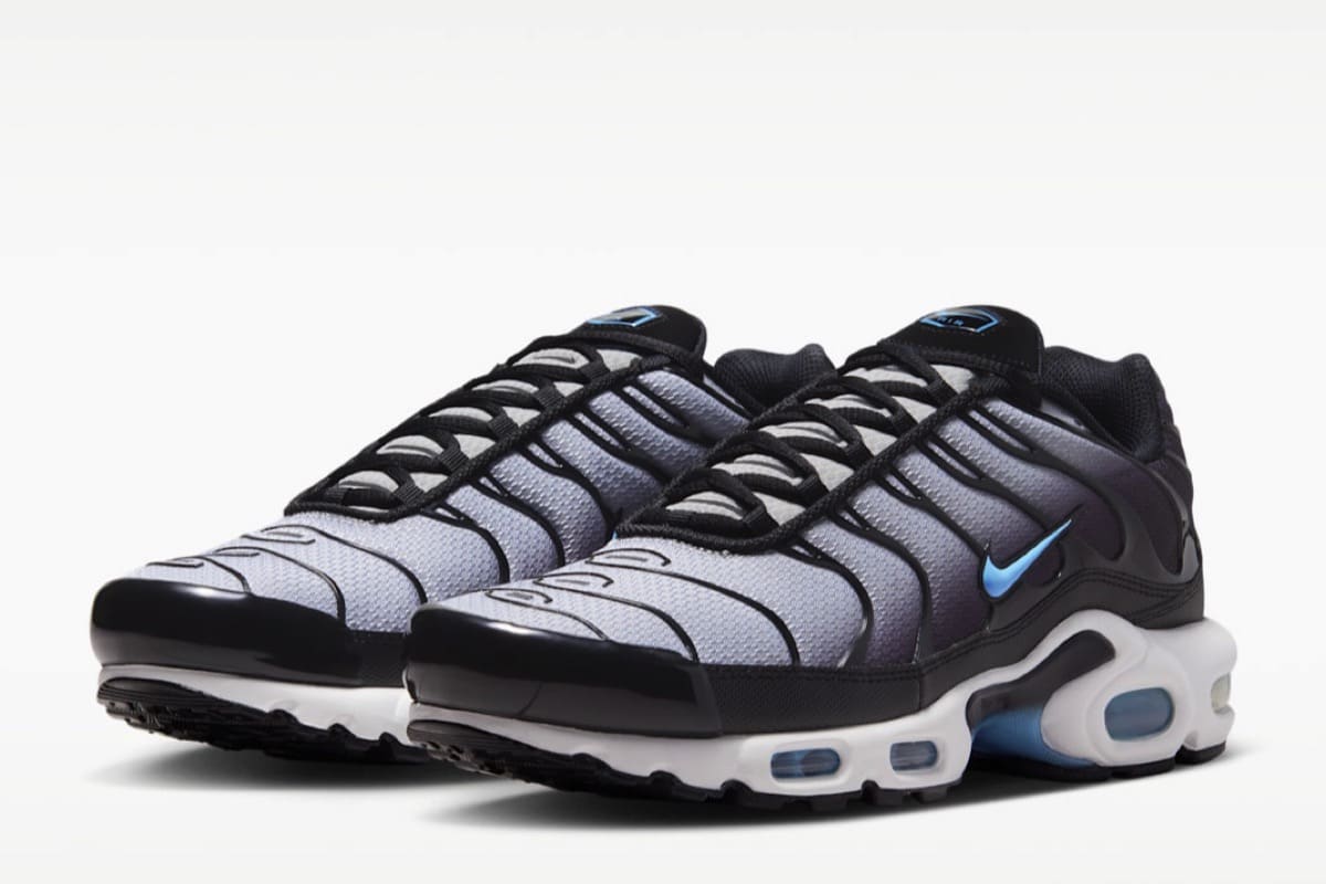 Nike Air Max Plus „Black / Football Blue” – błękit, który ożywia cały projekt