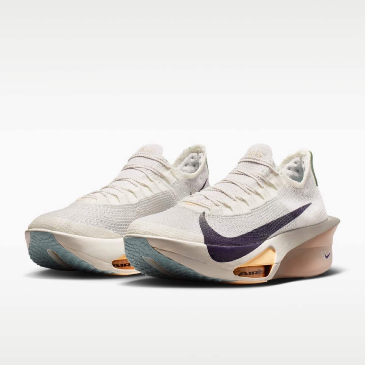 Nike Alphafly 3 „Platinum Tint / Purple Dynasty” – kolorystyka, która gra kontrastami