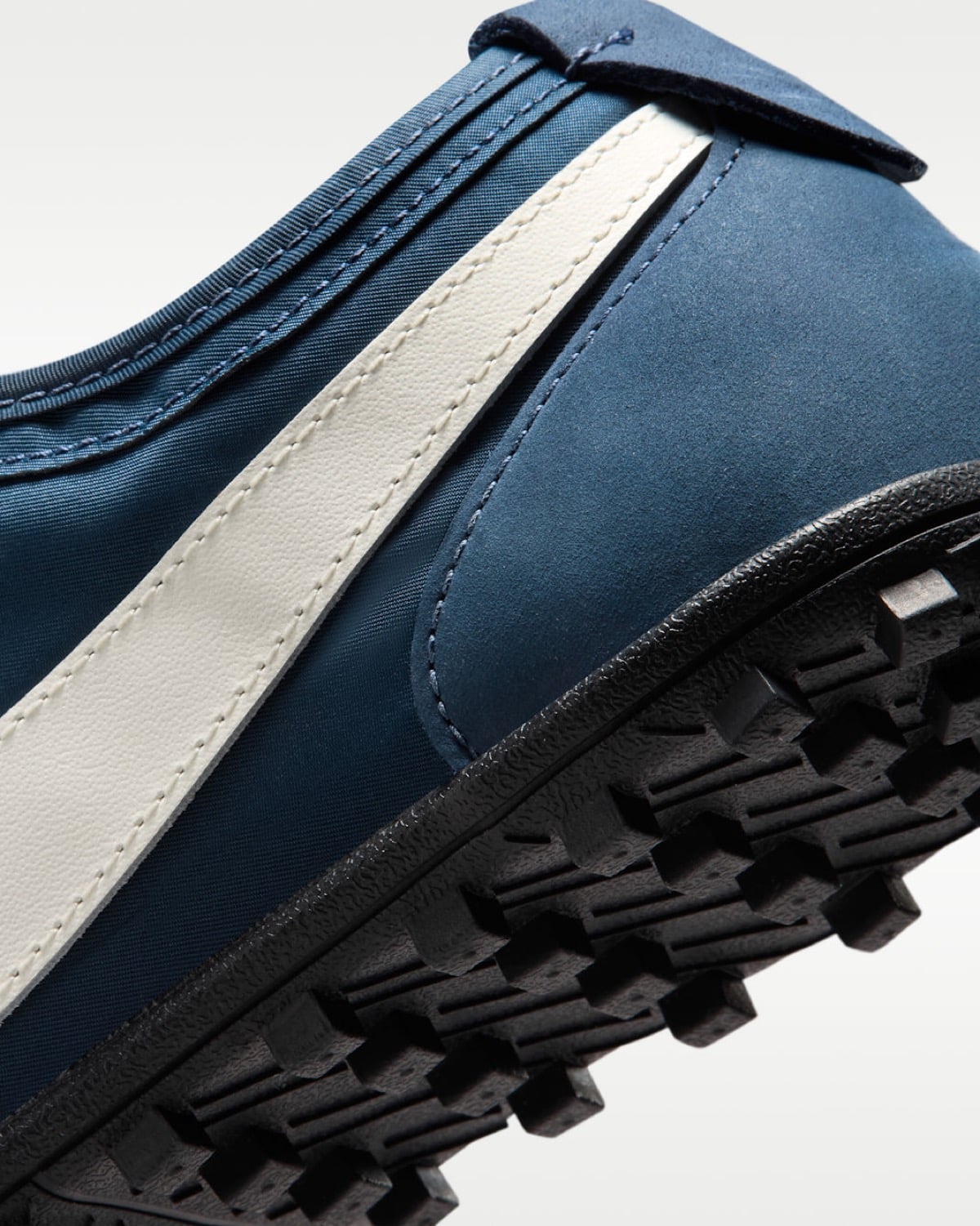 Nike Moon Shoe Midnight Navy IX3952-400 8