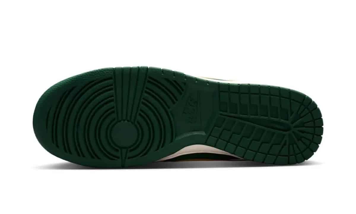 Nke Dunk Low Sail Fir Varsity Pack IM4413-100 1