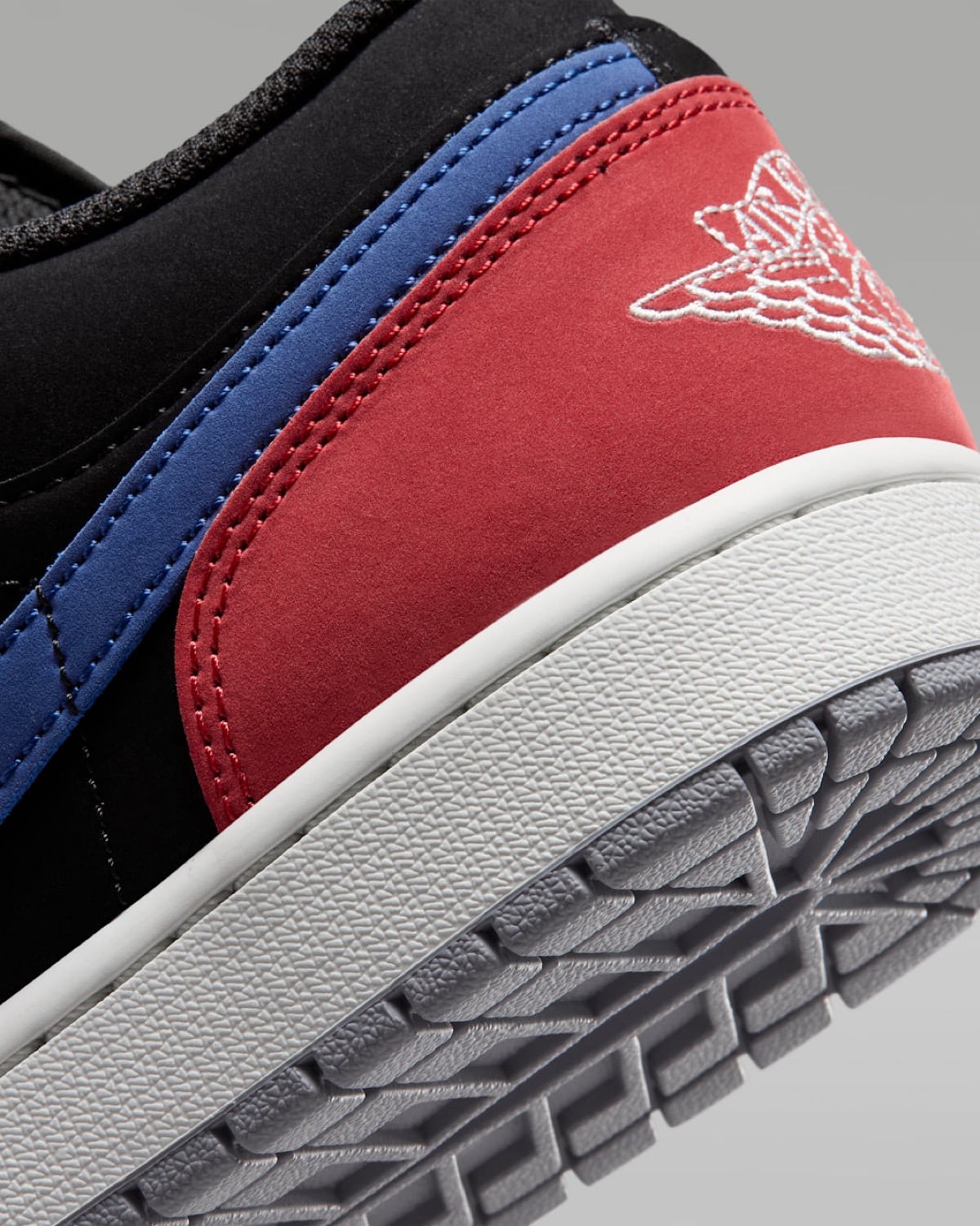 Air Jordan 1 Low Black True Blue Varsity Red 553558-049 8
