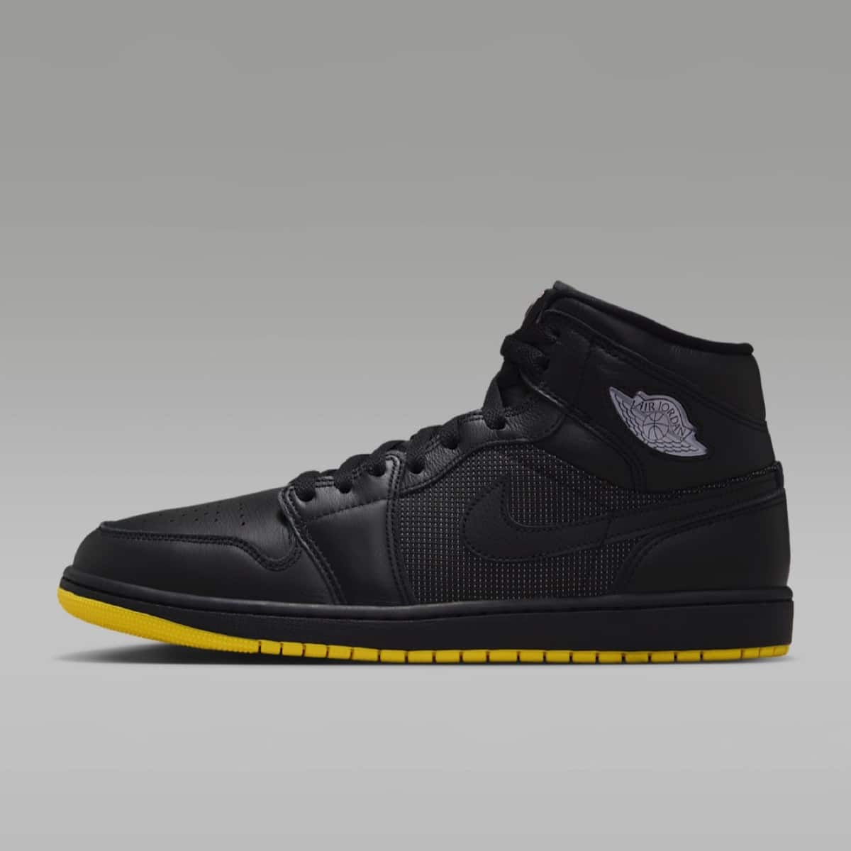 Air Jordan 1 Mid Comic Book IO2052-001 2