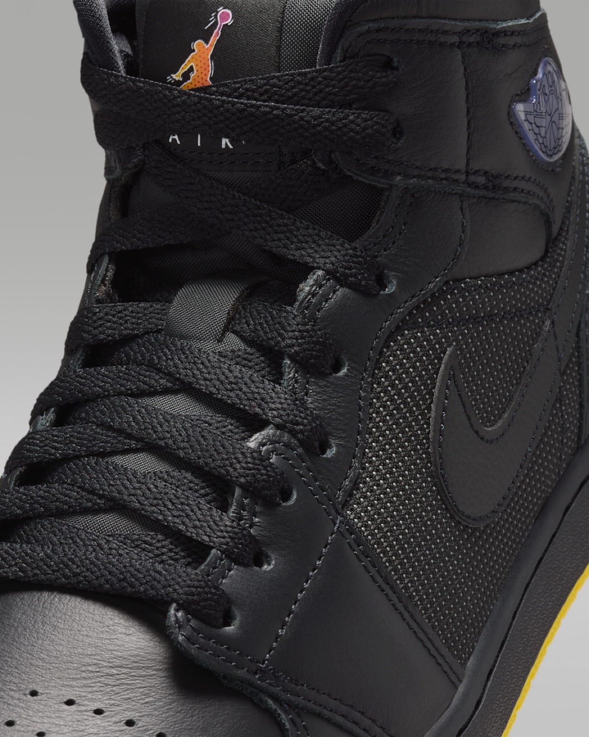 Air Jordan 1 Mid Comic Book IO2052-001 7