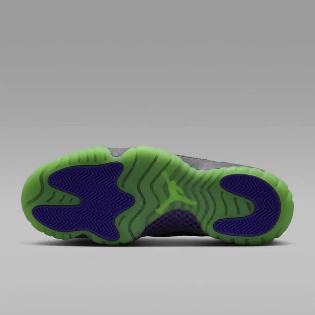 Air Jordan 11 Low IE Quai 54 IR2368-001 1