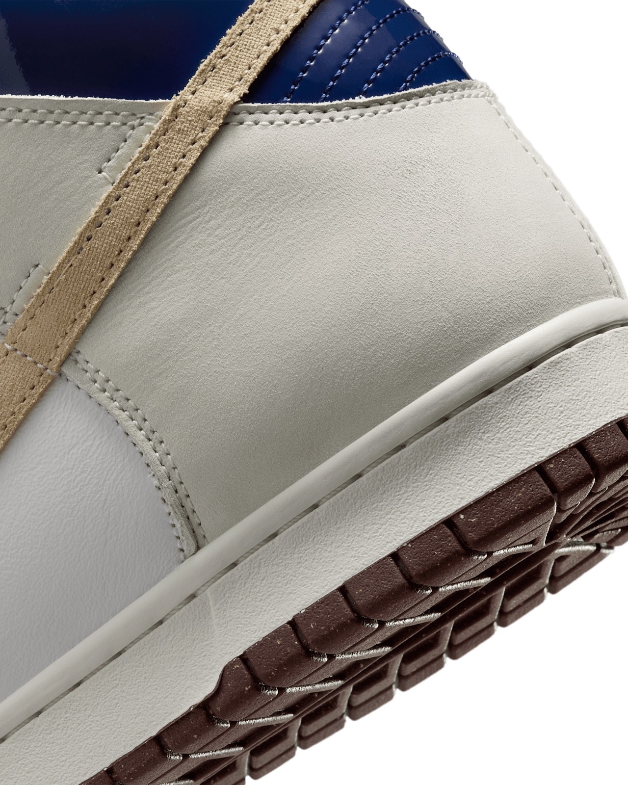 Beyond x Nike SB Dunk High Pro White Sand Dune IU4491-100 8
