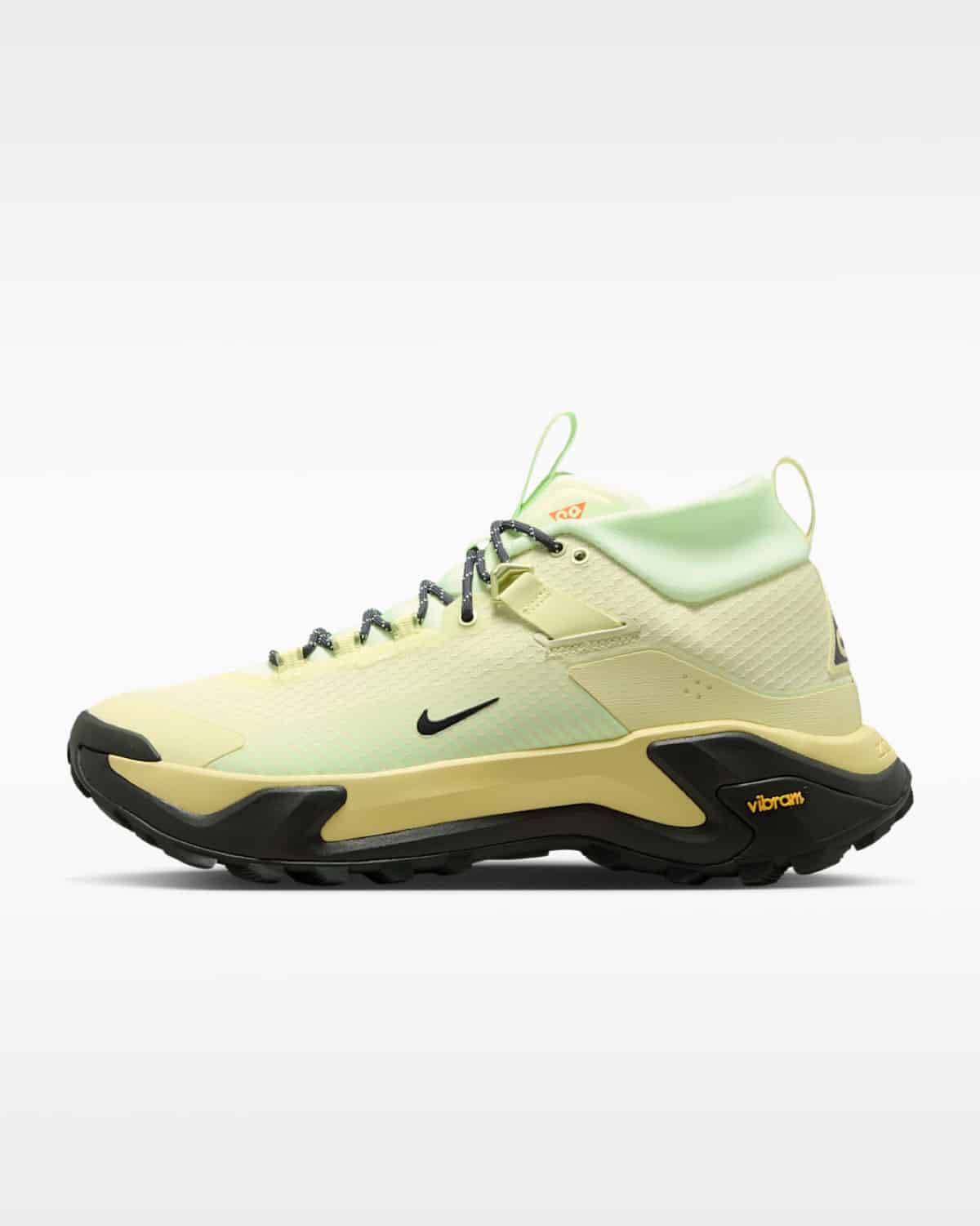 Nike ACG Zegama Hike Life Lime Barely Volt IO7854-701 2