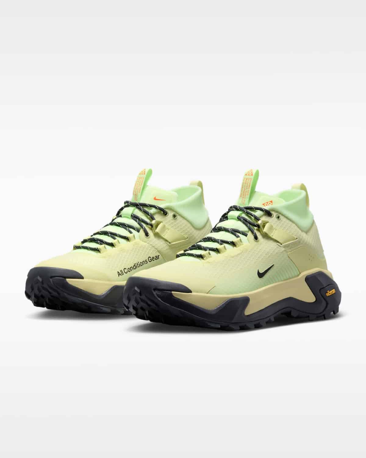 Nike ACG Zegama Hike Life Lime Barely Volt IO7854-701 4