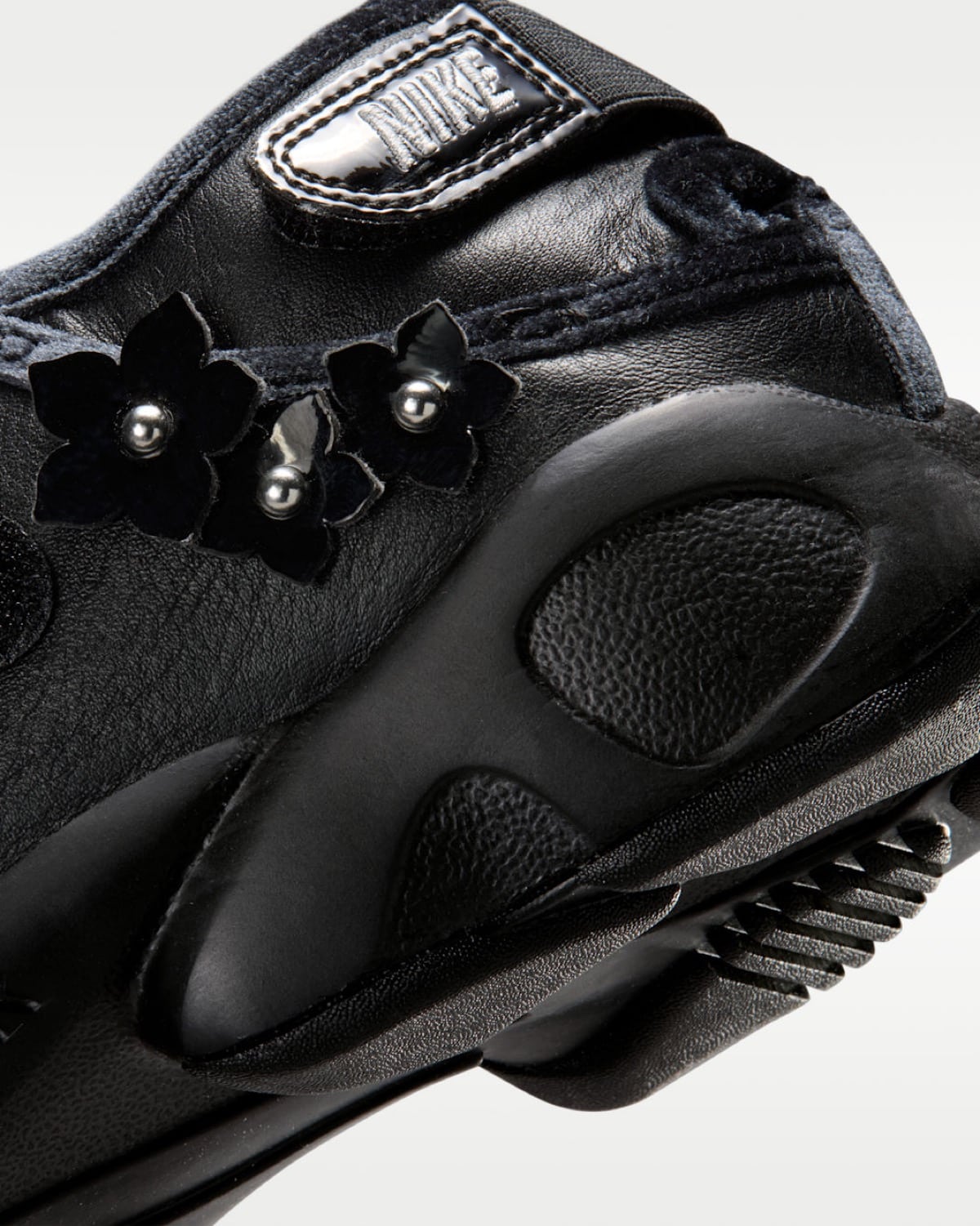 Nike Air Rift Black Flowers IV5682-001 8