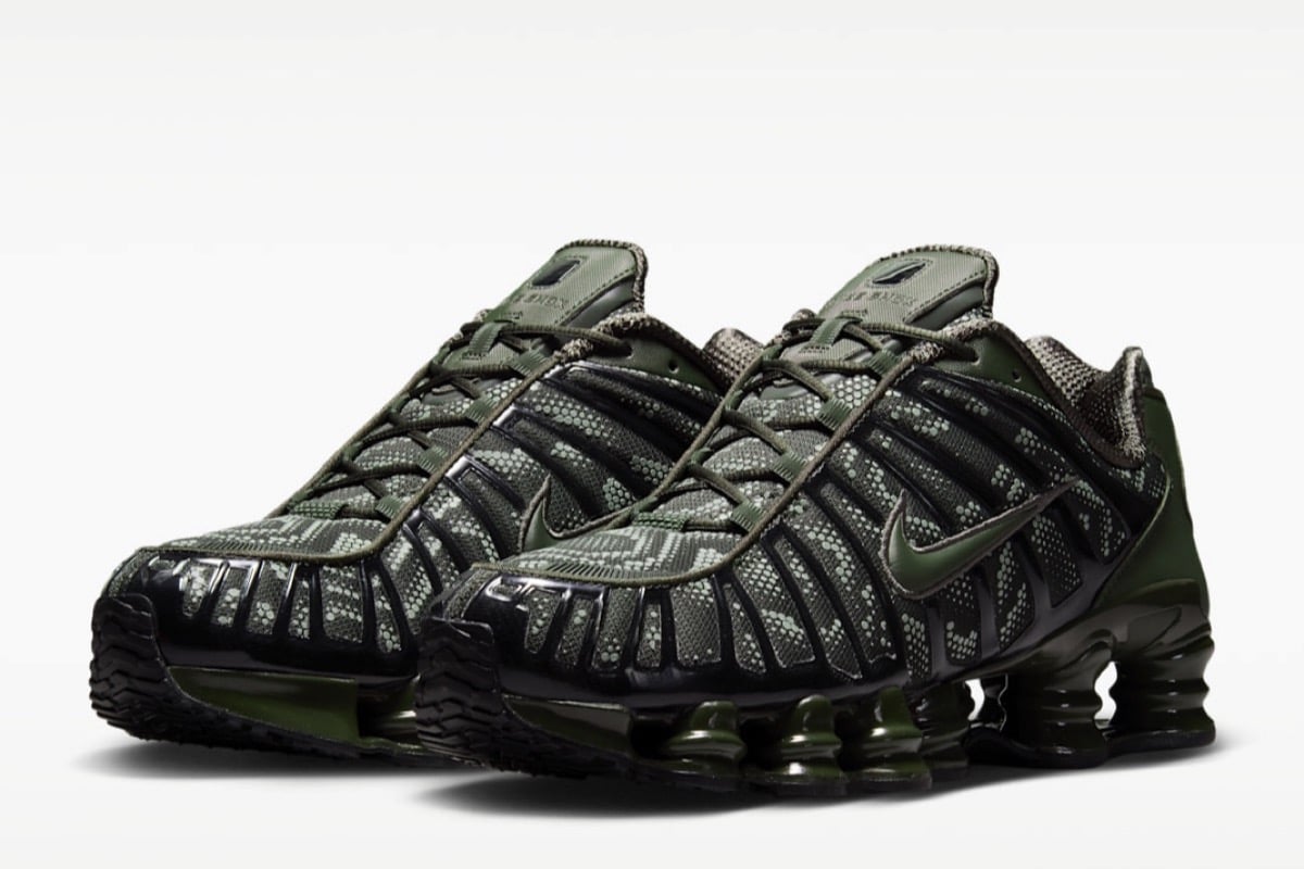 Nike Shox TL „Newsprint” ze wzorem imitującym… skórę wężą lub cyfrowy wzór camo