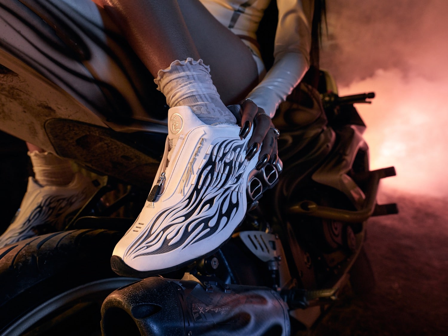 Hellstar x adidas MEGARIDE S2 Cloud White Black KH8086 10
