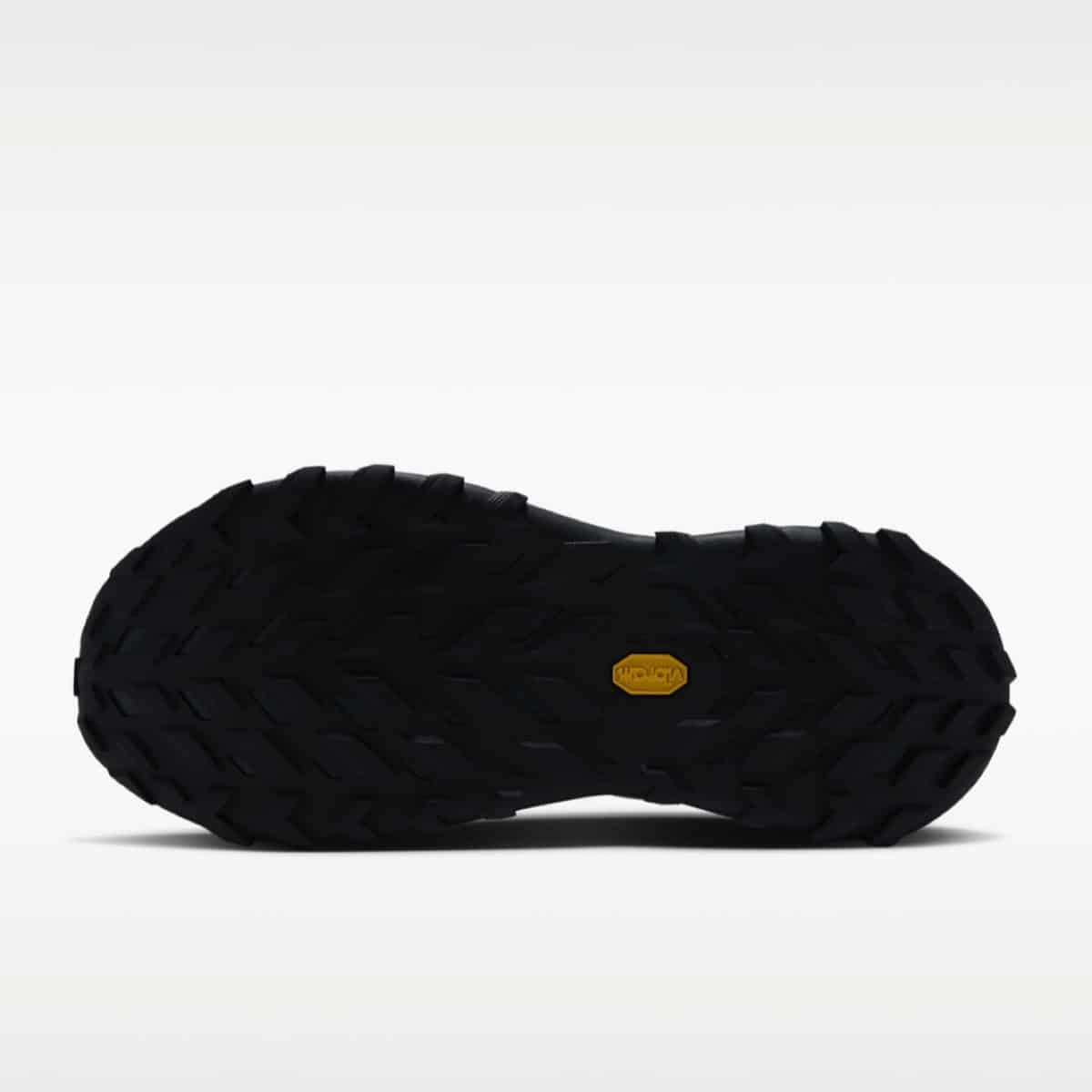 Nike ACG Zegama Hike Photon Dust IO7854-001 1