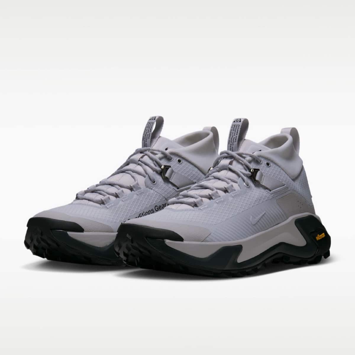 Nike ACG Zegama Hike Photon Dust IO7854-001 4