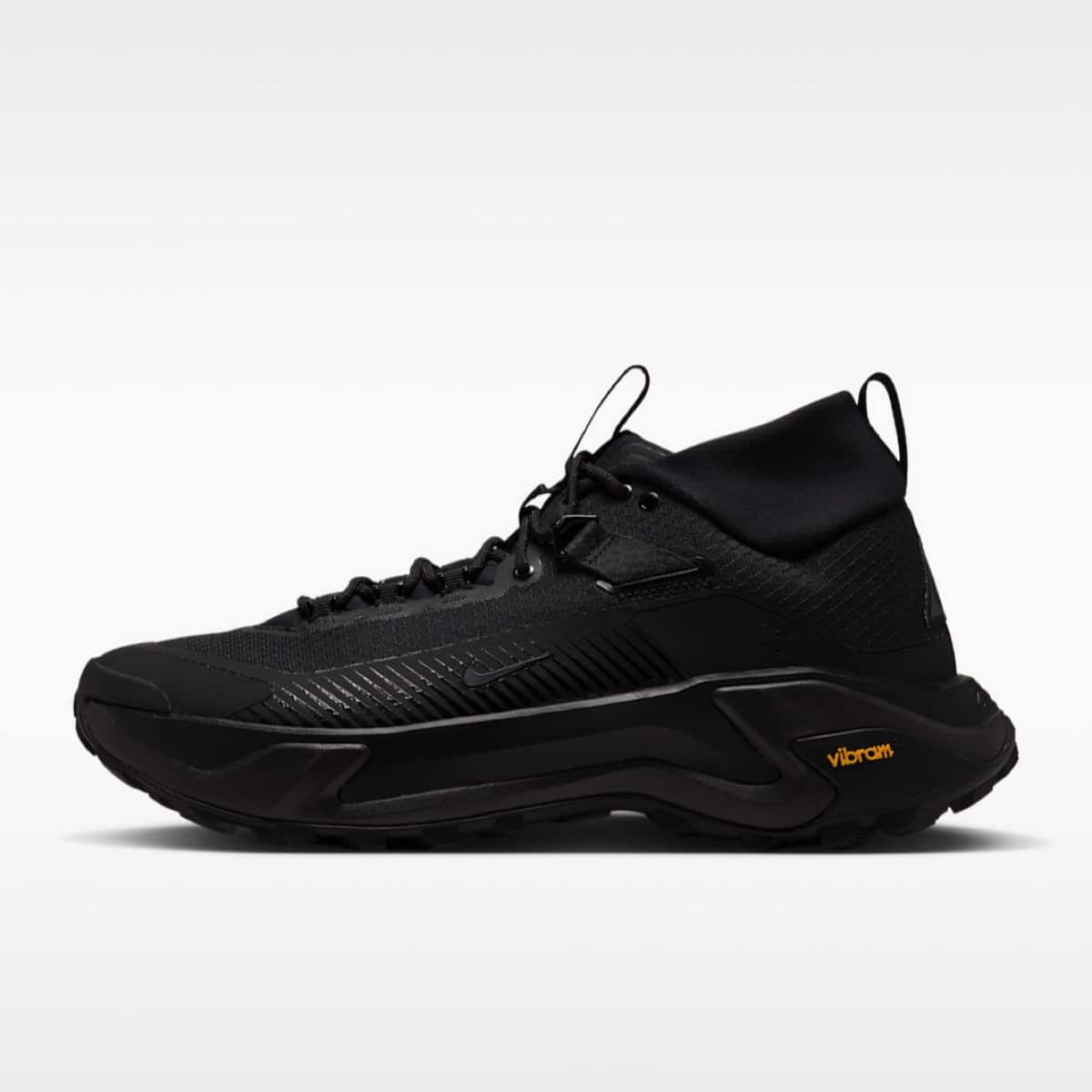 Nike ACG Zegama Hike Triple Black IO7854-002 2