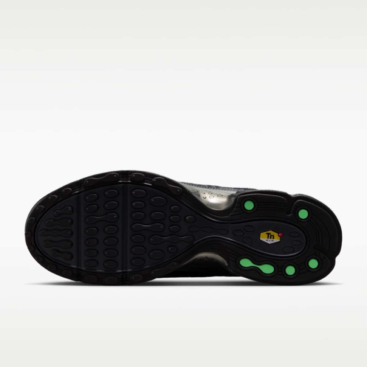 Nike Air Max Plus 7 Black Illusion Green HQ2197-004 1