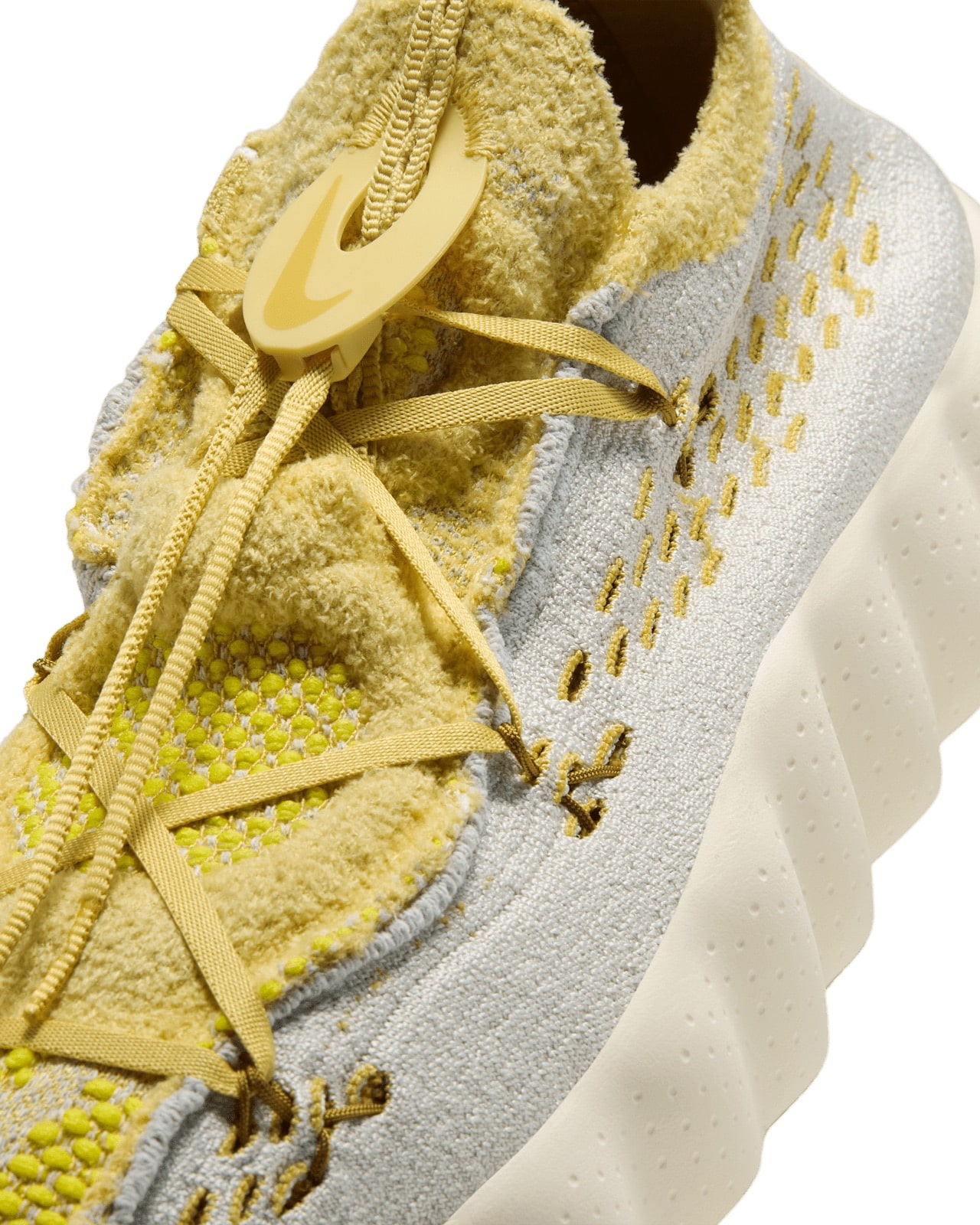Nike Mind 002 Flyknit Light Bone Saturn Gold IR2176-003 7